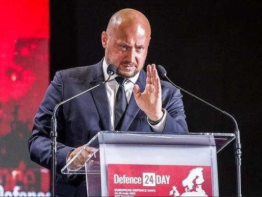 Historyczna mapa Wrocławia z zaznaczonymi miejscami związanymi z edukacją i wczesnym życiem Jacka Siewiery.